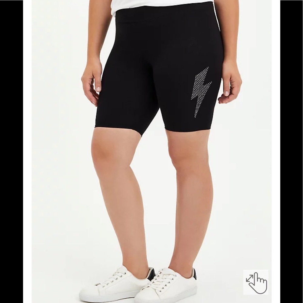 🍐 Torrid Nailhead ⚡️ bike shorts - Picture 2 of 5